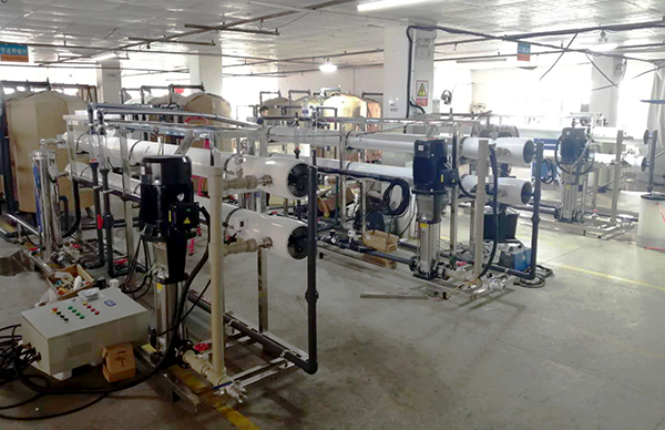 ϲ�R��4��8��/С�r(sh��)���B͸��ˮ̎���O(sh��)���ں�Դ���S�{(di��o)ԇ���